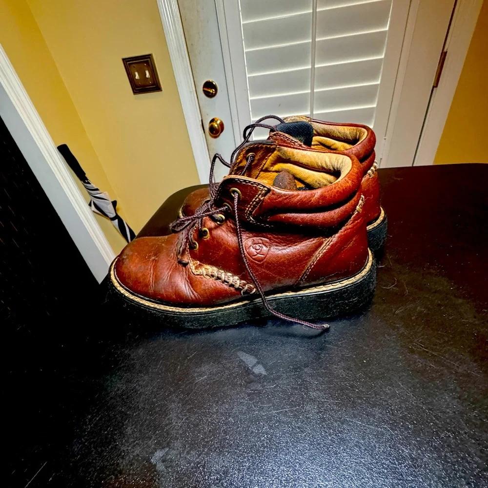 Ariat boots size